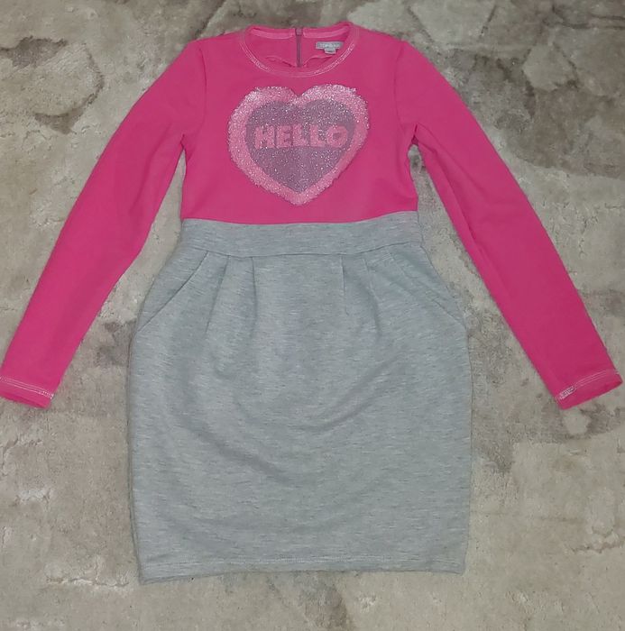 Сукня для дівчинки 140 см