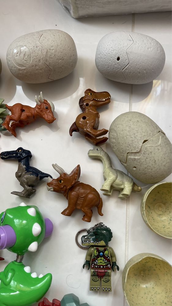 Детская игрушка динозавтр дракон яйцо капсула
