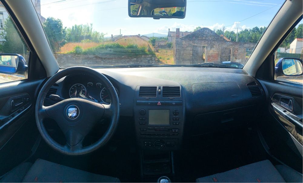 Seat Ibiza 1.6 Gasolina – 100cv (2001) | Apenas 73.000 km