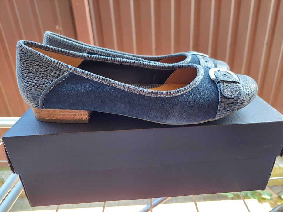 Туфлі на низькому ходу