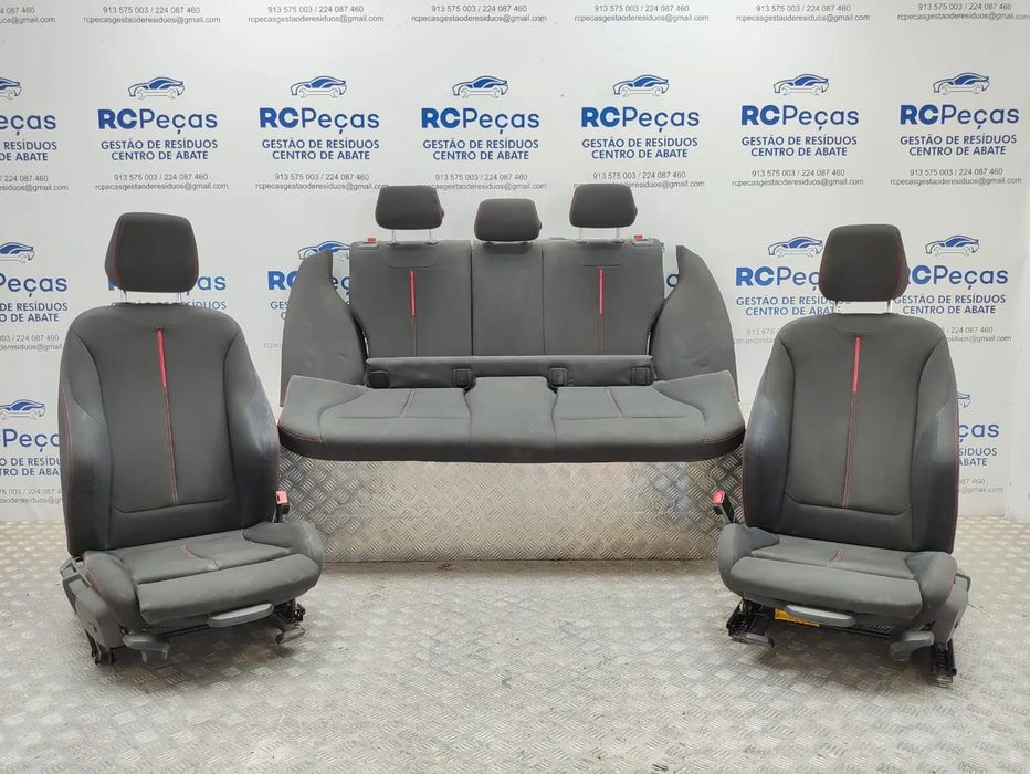 Conjunto Bancos em Tecido BMW Serie 1 F20 Pack M Eletricos Costura Vermelha 2012 a 2019