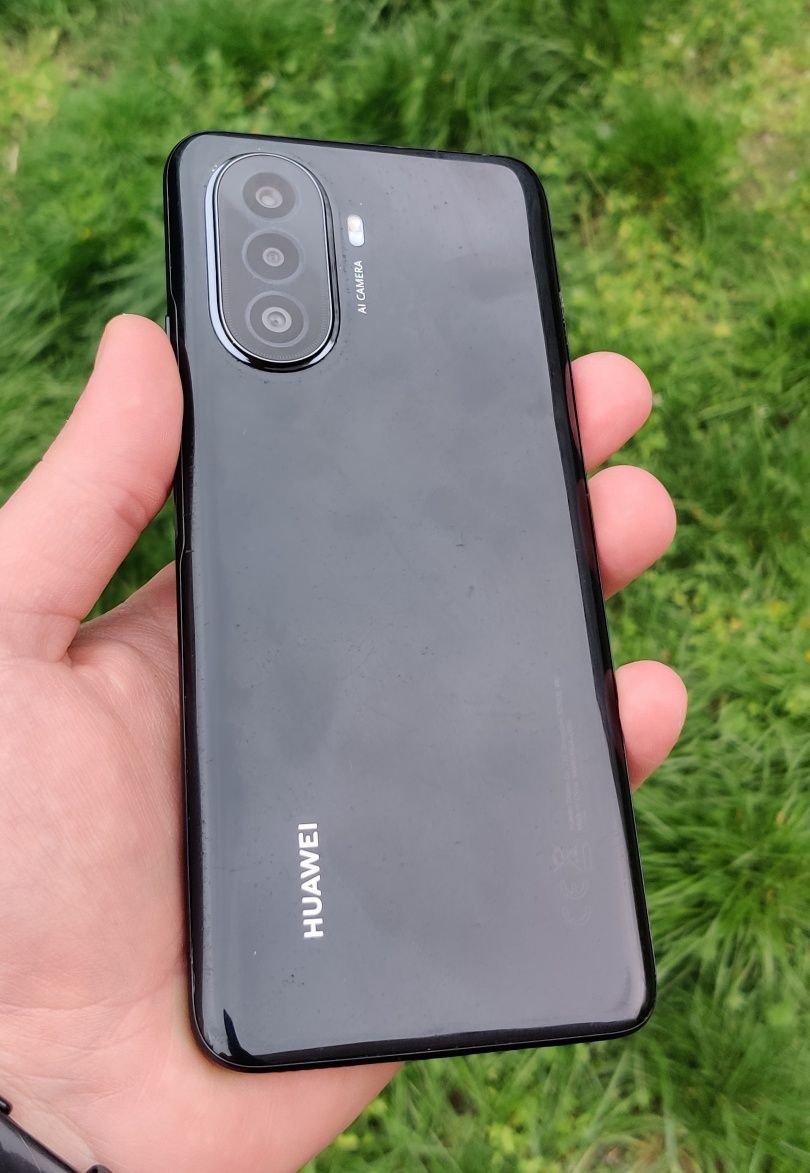 Huawei nova y70 4/64gb