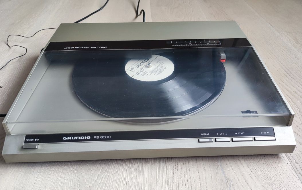 Gramofon Grundig PS 6000