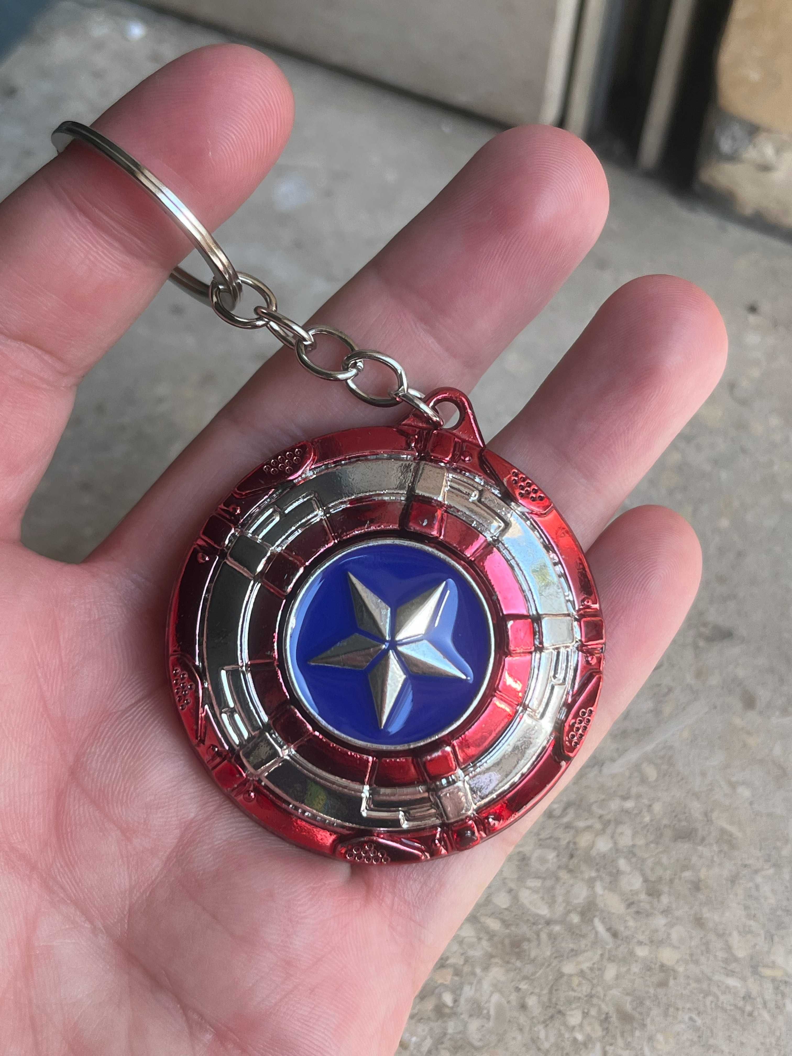 Porta-Chaves "Escudo Vermelho/Azul" - Novo, Selado