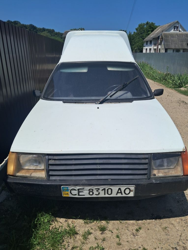 Продам таврію пікап машинка робоча звоніть влюбий час