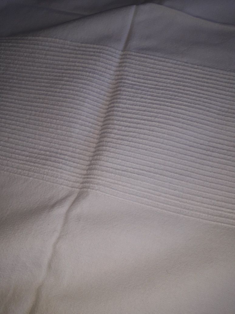 OBNIŻKA! Bielutka narzuta na łóżko z Ikei.