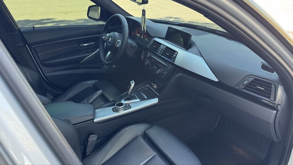 BMW 328i F30 xDrive