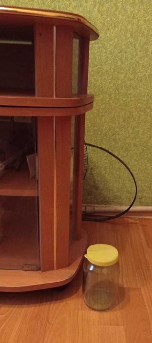 тумба под тв поворотная