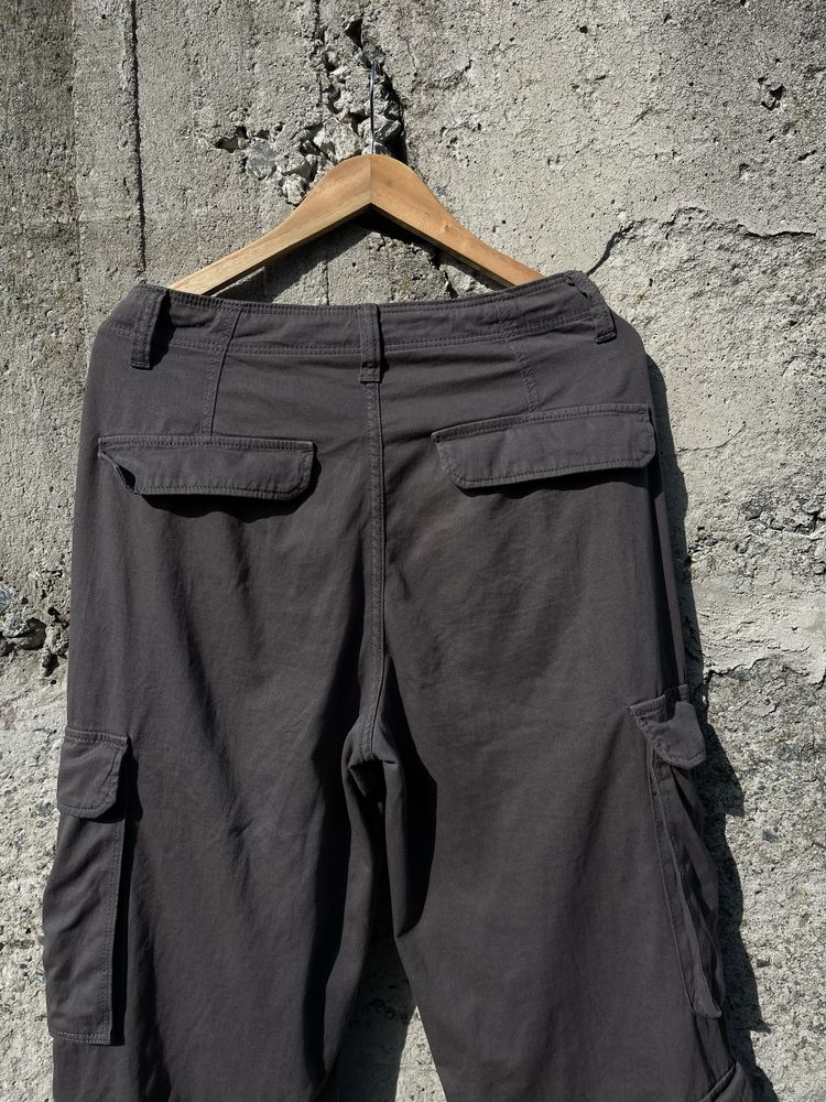 Круті карго брюки bershka з нових колекцій