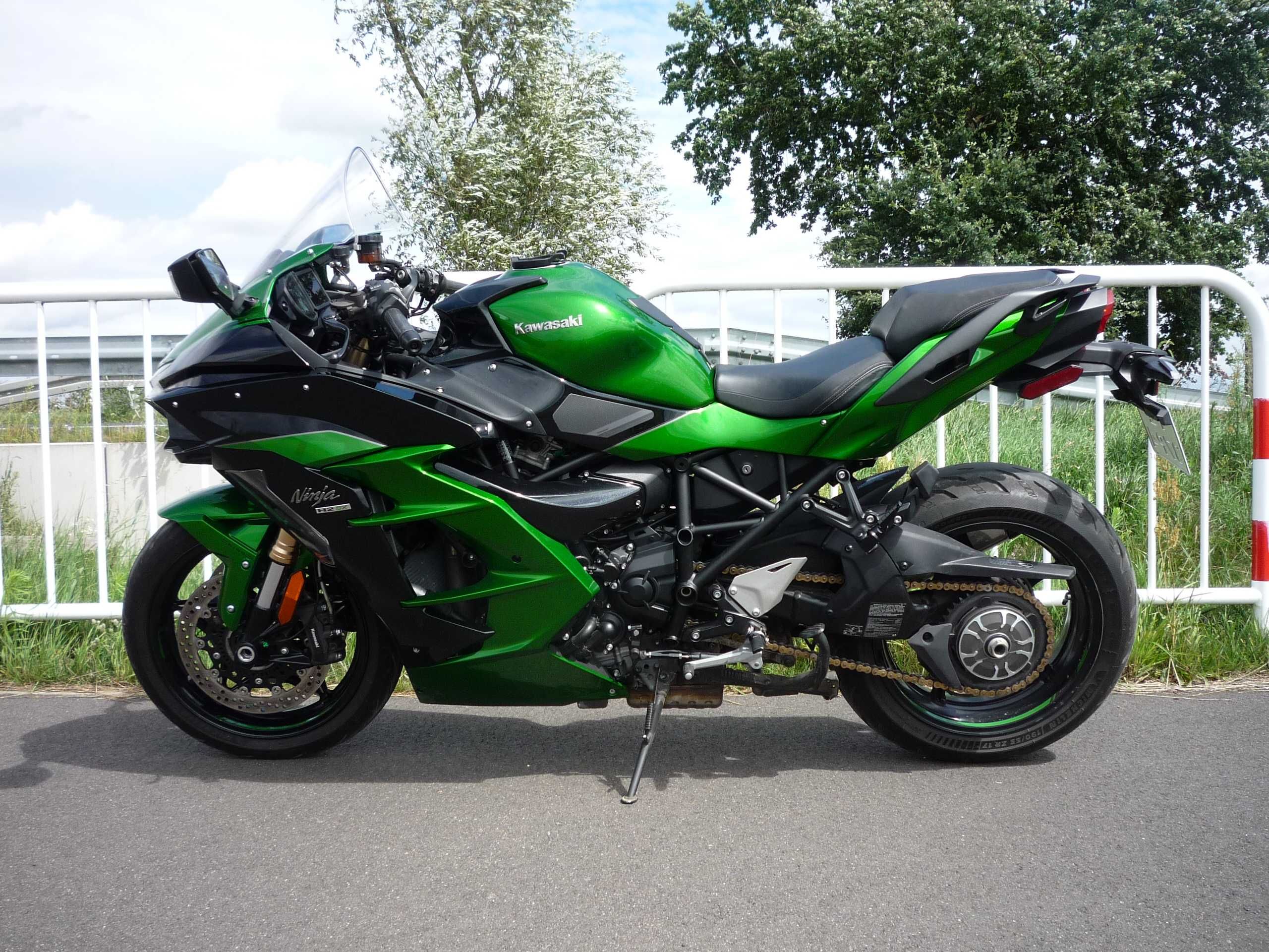 Kawasaki H2 SX SE Ninja