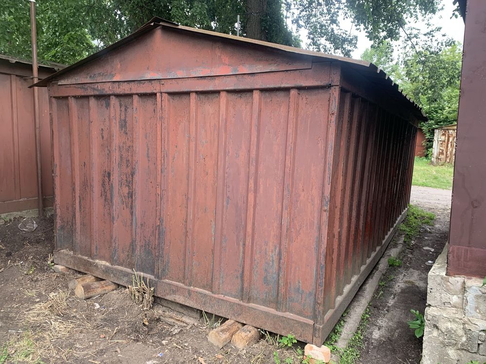 Продам металевий гараж