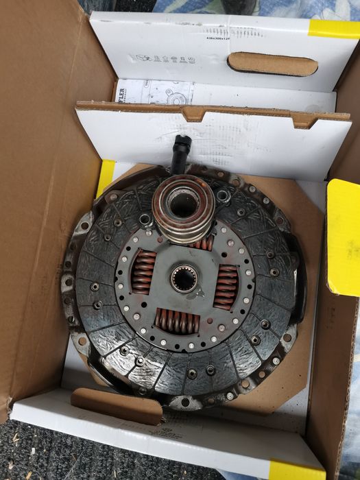 Sprzęgło opel vivaro 1.9 TDCI 102km