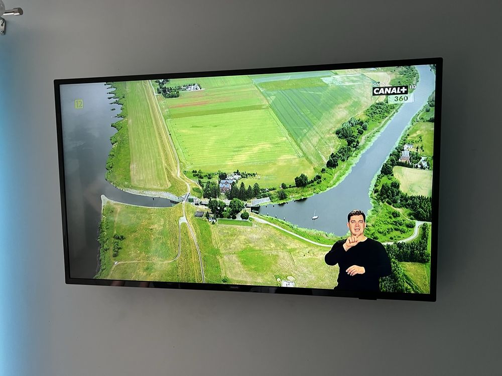 Telewizor Philips LED 42”