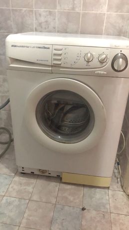 Продам пральну машину на запчастини з гарантією Candy CSD 85-03 stlog