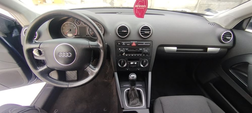 Audi A3 1.6 16V 102 kM LPG 2003r.