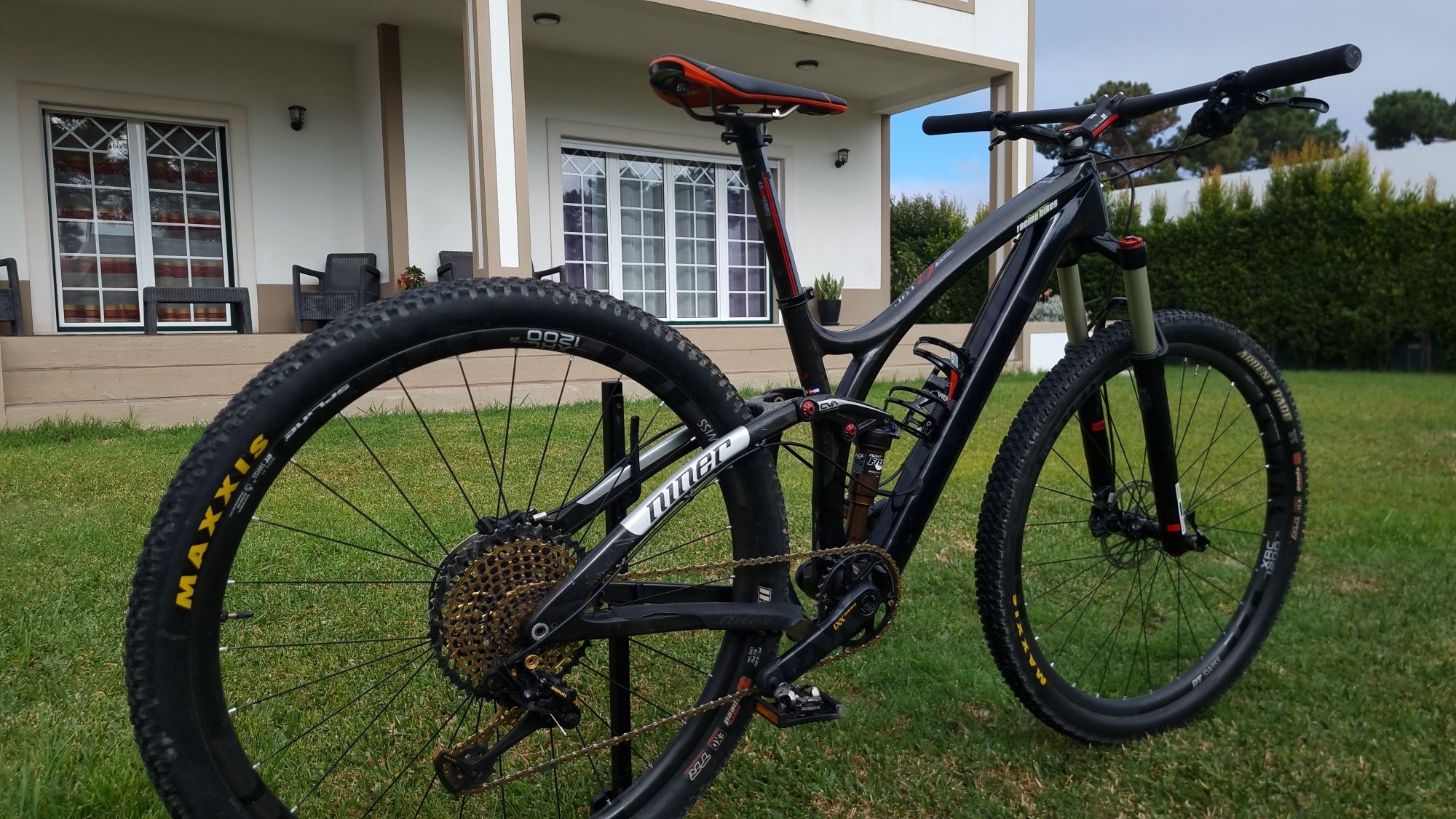 Bicicleta de Carbono Niner Jet 9 RDO
