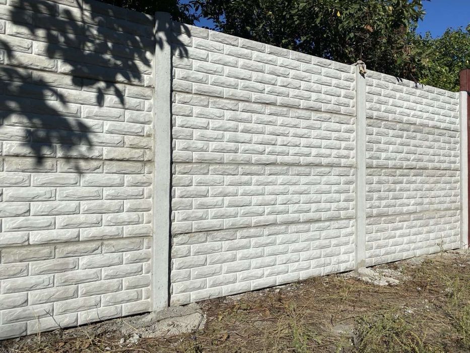 Європаркан, еврозабор, бетонний забор - монтаж і фарбування