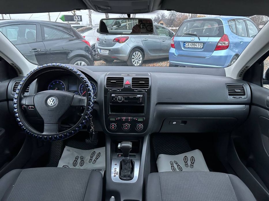 Продам Volkswagen Jetta