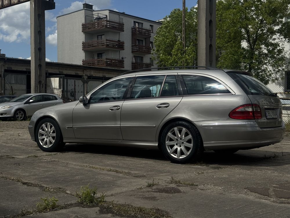 Mercedes-Benz E320 CDI 2004r. Automat/tempomat/klima/alu/hak/skóra/