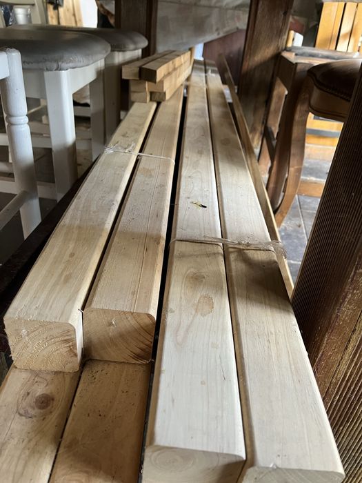 Barrotes madeira novos.