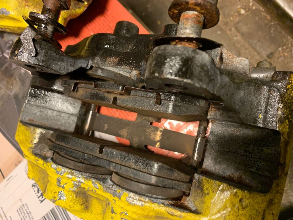 hamulce zaciski nissan 300zx 200sx s13 s14 skyline n16 ALMERA PRIMERA