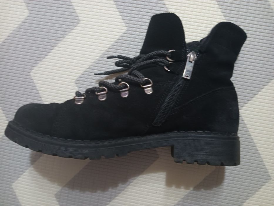 Sprzedam trapery damskie