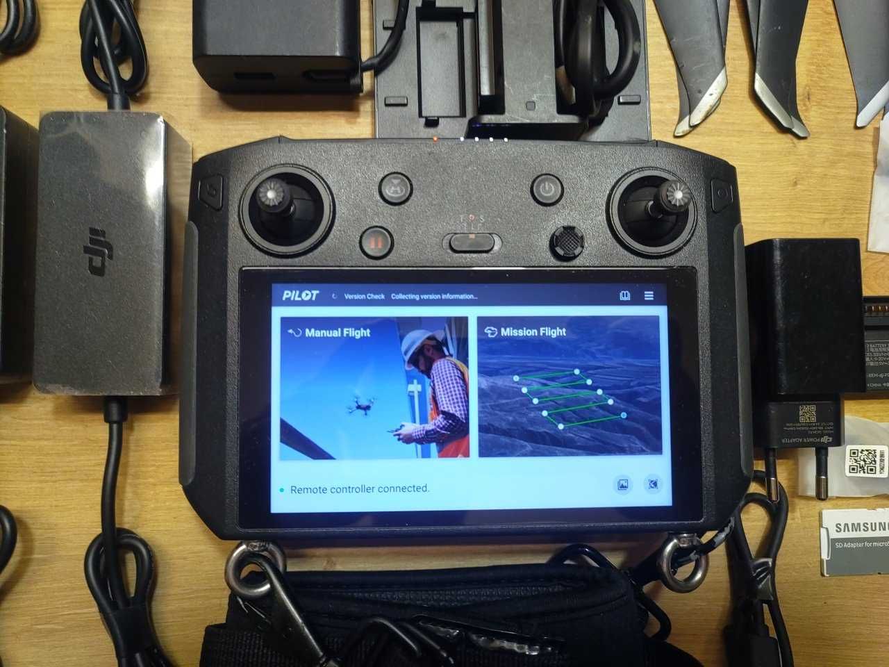 Dron DJI Mavic 2 Enterprise Dual z kamerą termowizyjną - zestaw