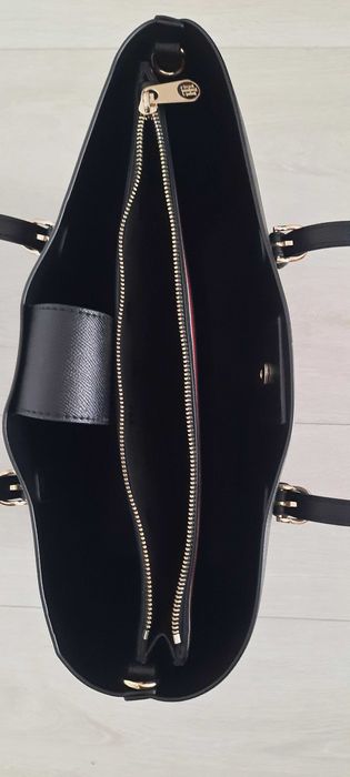 Сумка оригинал  " TOMMY HILFIGER ". Штучна шкіра