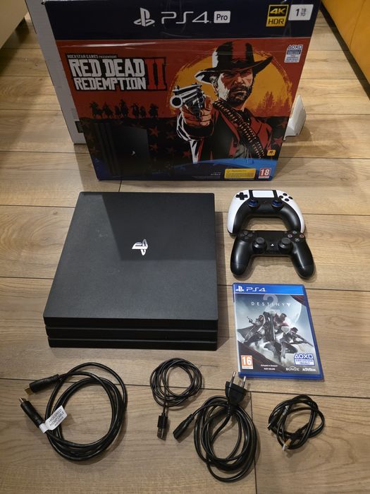 Konsola Playstation PS4 PRO 1TB Pudełko + 2x Kontrolery + Destiny 2
