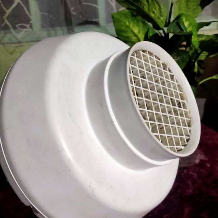 Витяжка линейная італія