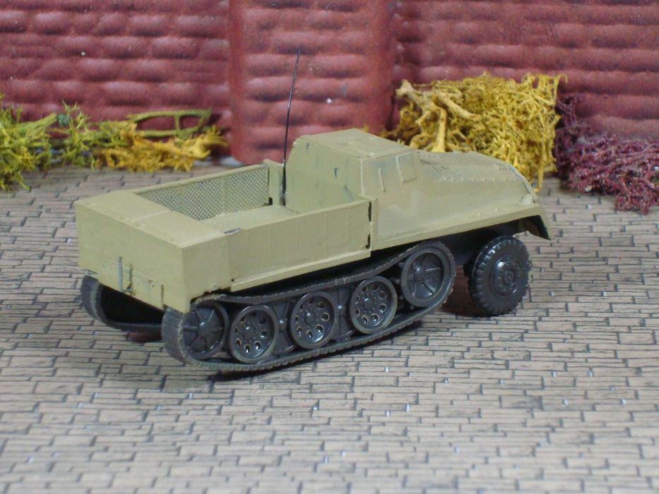 Roco Minitanks - Veiculo Porta-munições exercito alemão / 1:87 / Usado