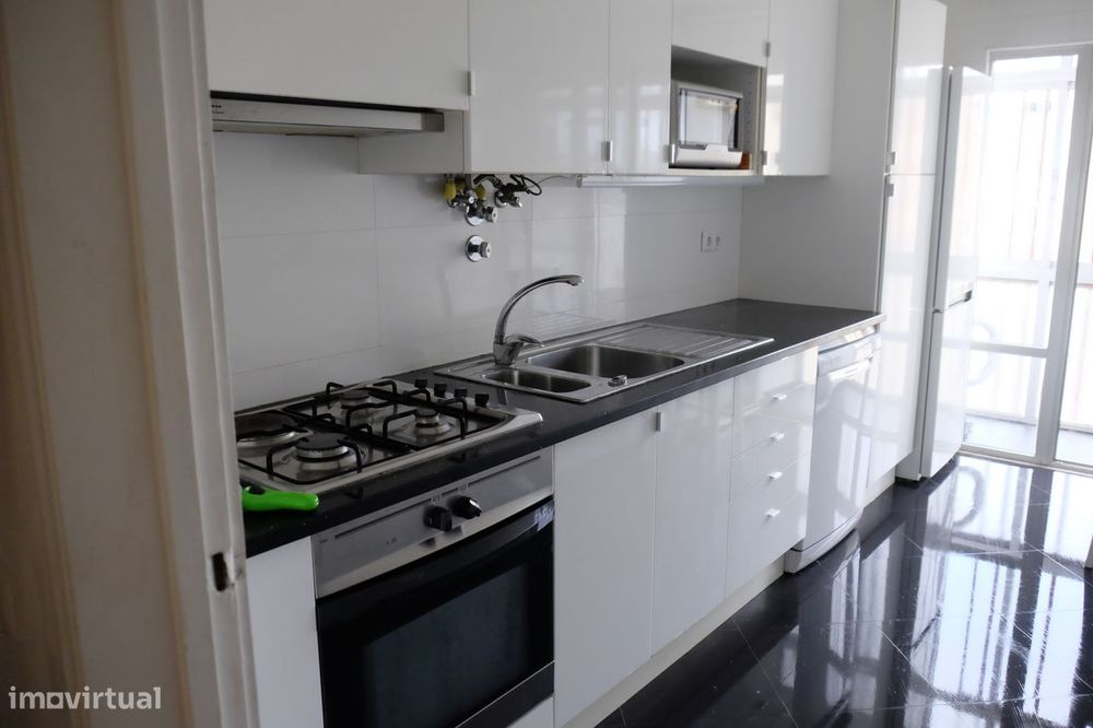 Apartamento T2 em Telheiras
