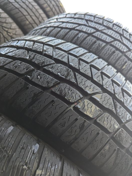 205/55R16 Continental TS830