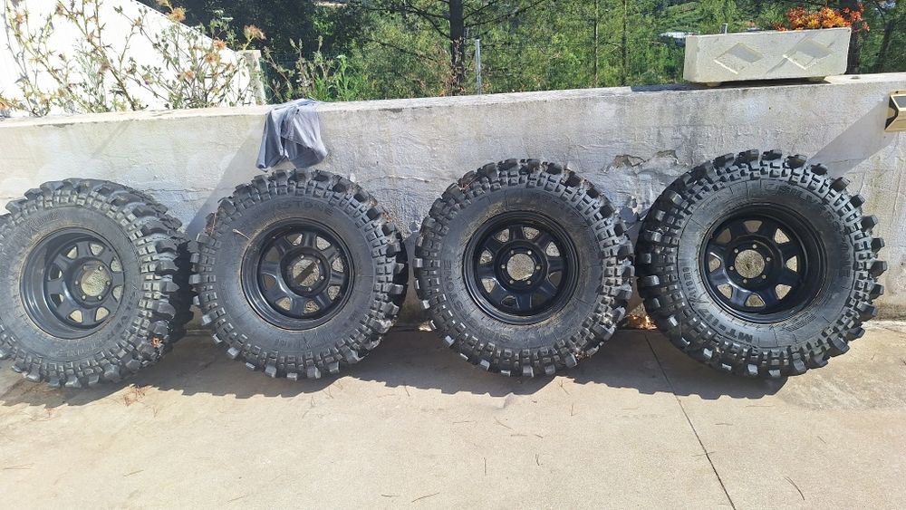 Pneus 35 11,5 R16 silverstone MT117 extreme com jantes 6x139.7