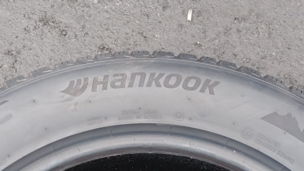 255/55R19 111V Hankook Winter I*Cept Evo3 X