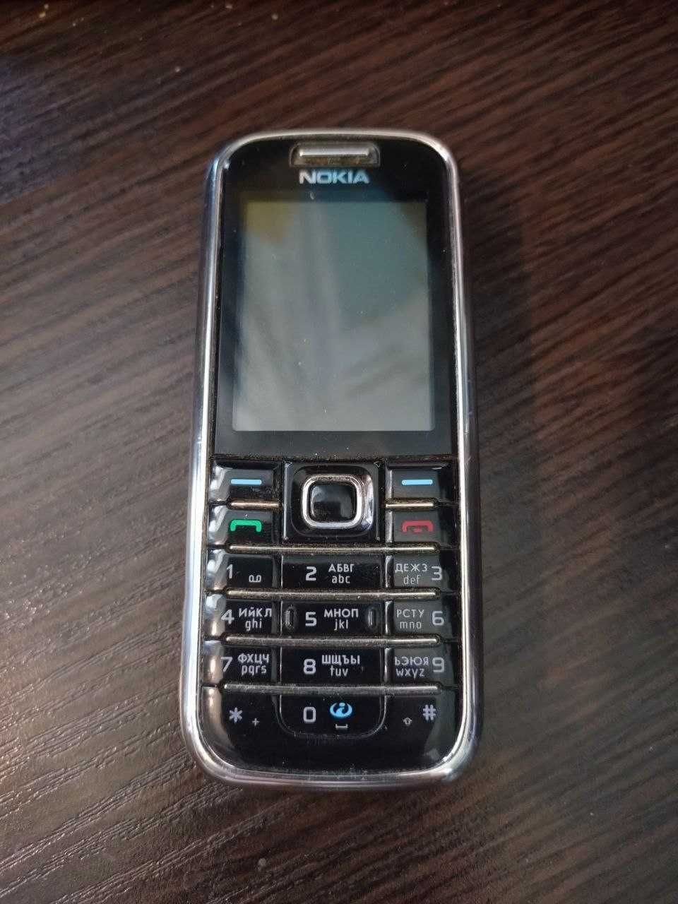 Легендарна Nokia 6233 в робочому стані