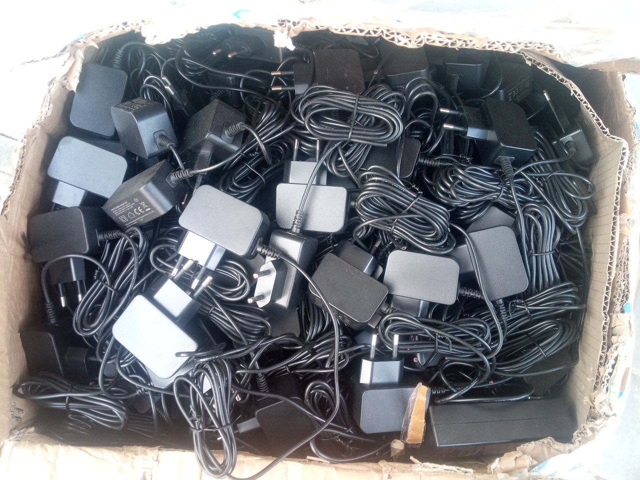 9В 9V 1A 9W Блок живлення адаптер питания