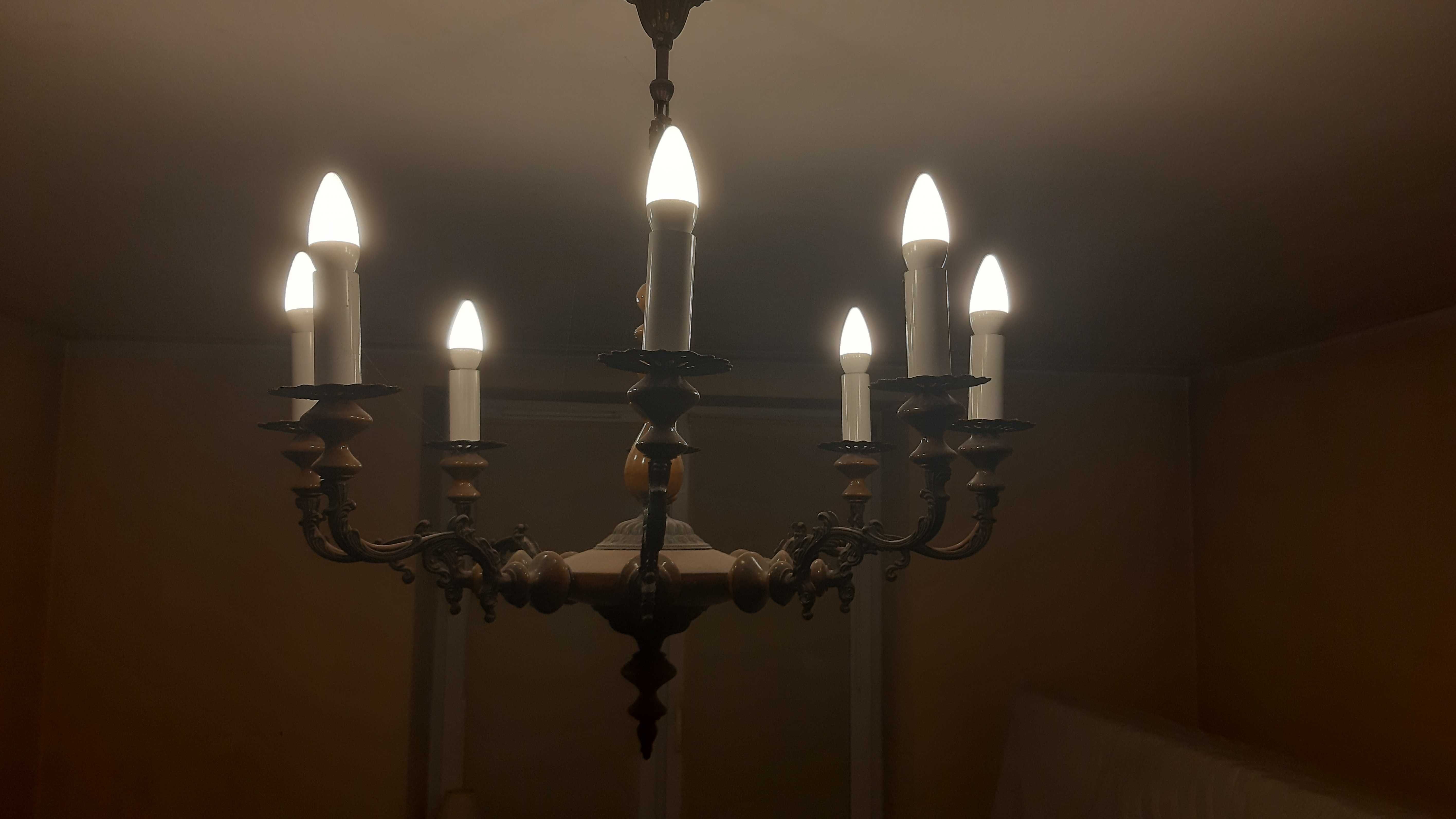 Zestaw lamp w stylu antycznym