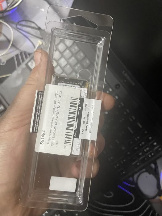 Оперативна память для ноутбуку 1 шт 32 гб