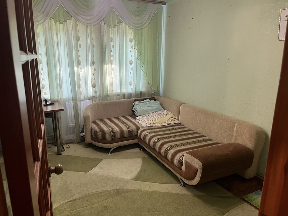 Продам трьохкімнатну квартиру Данилівка військове містечко.