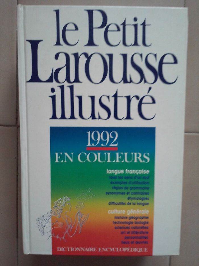 Diconário Petit Larousse illustré 1992