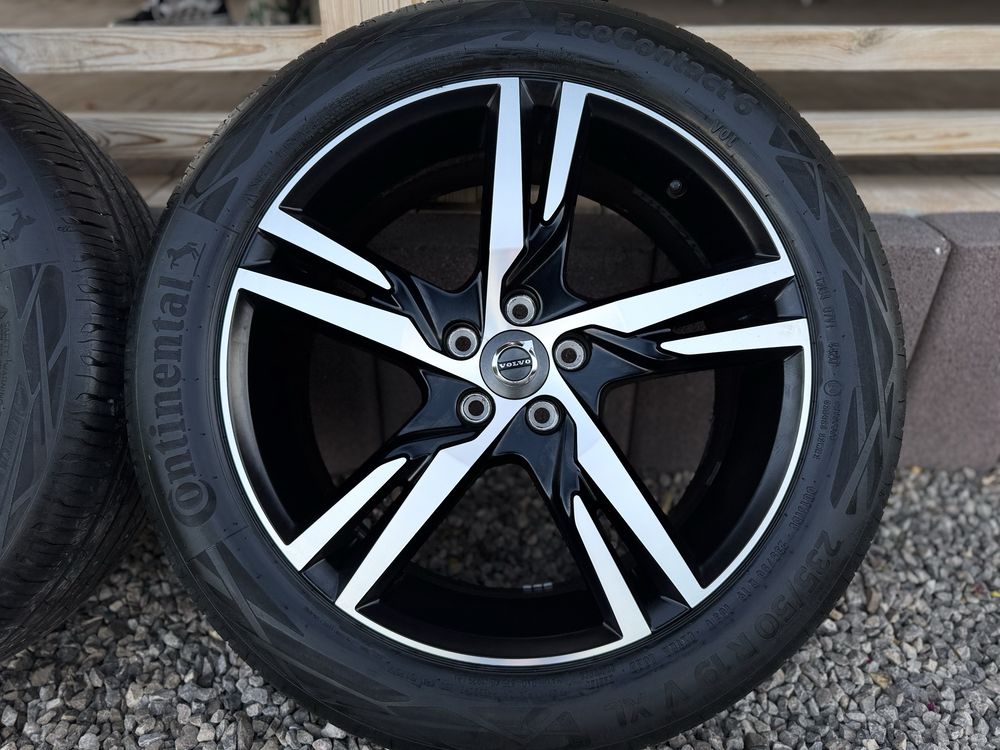 Felgi Koła 19 5x108 Volvo R-DESIGN XC60 XC90 XC40 +Opony Continental