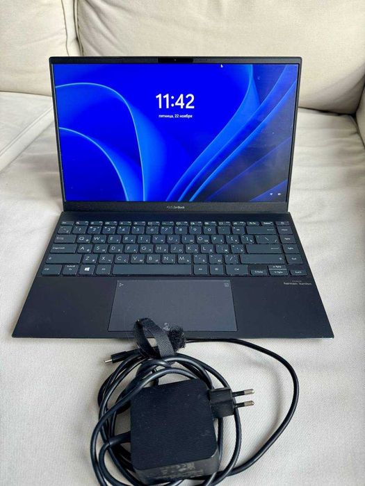 Asus Zenbook UX425E
