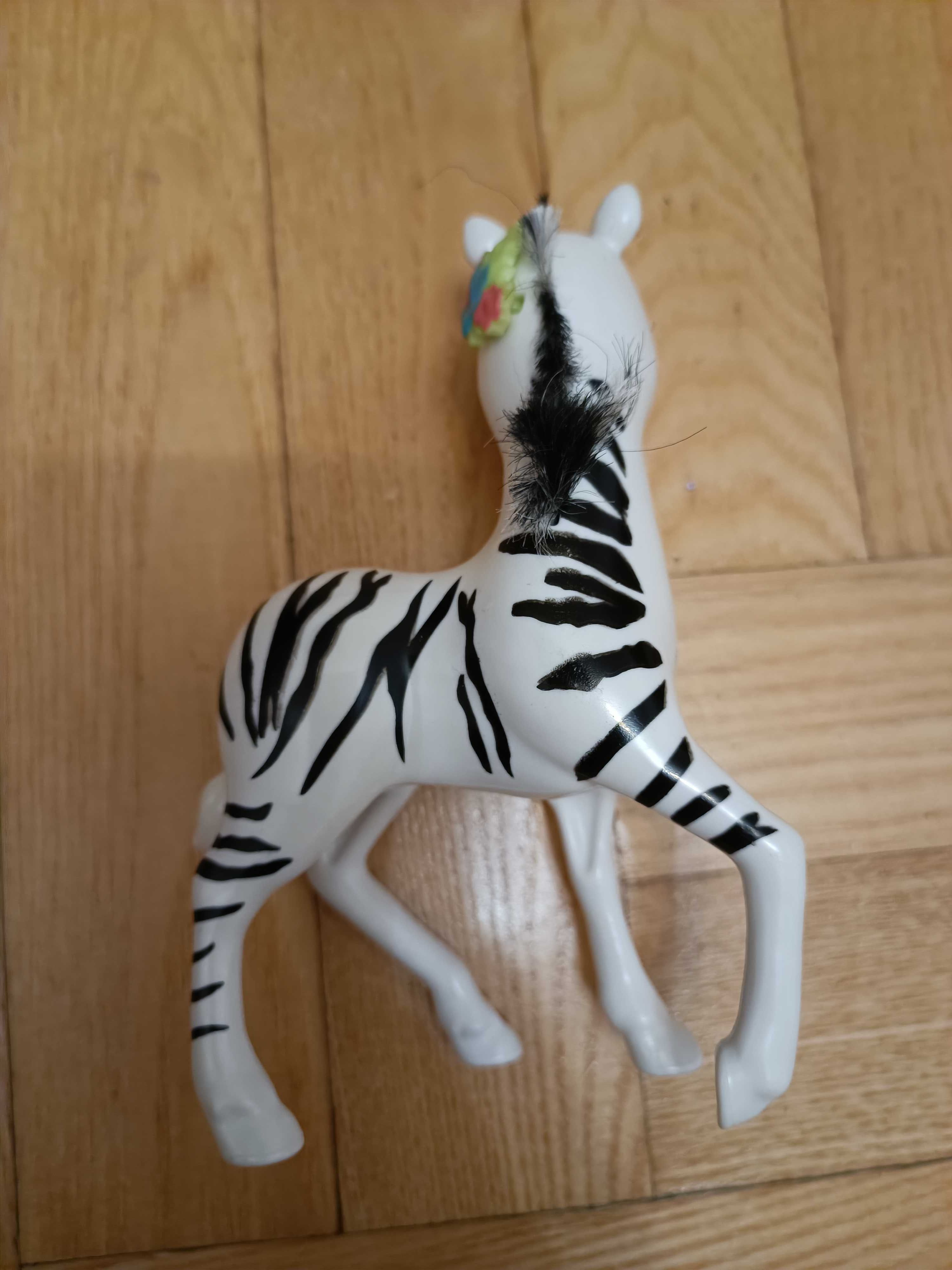 Lalka Enchantimals zebra