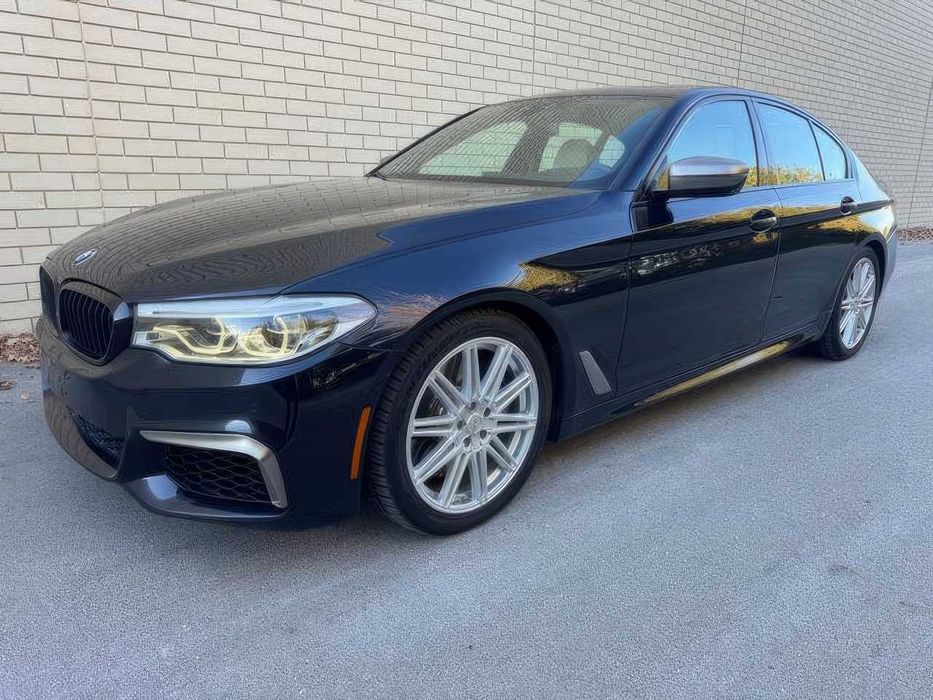 BMW 5 Series M550i xDrive      2020