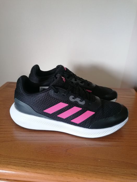 ADIDAS RunFalcon 38 (Como Novas)
