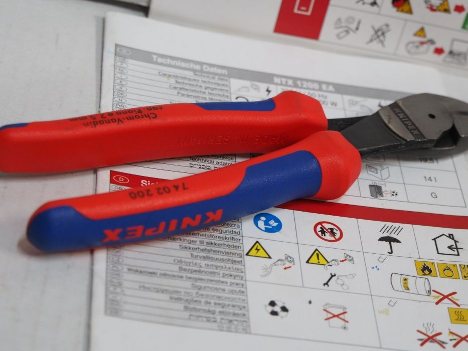 KNIPEX obcegi szczypce boczne 74.02.200 szczypce