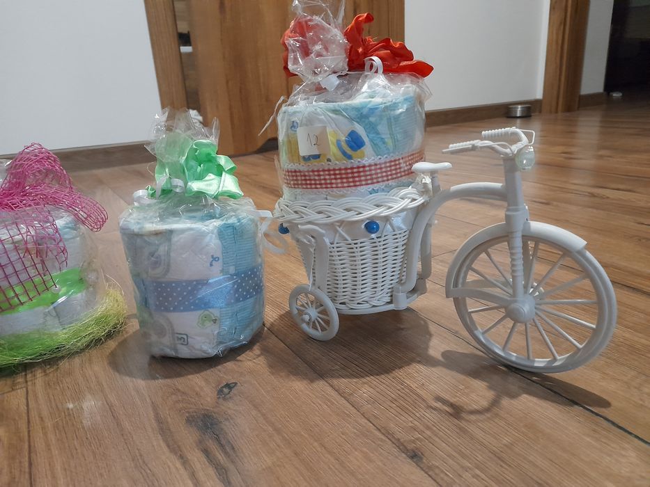 Upominki 5 szt w 1 cenie chrzciny roczek
