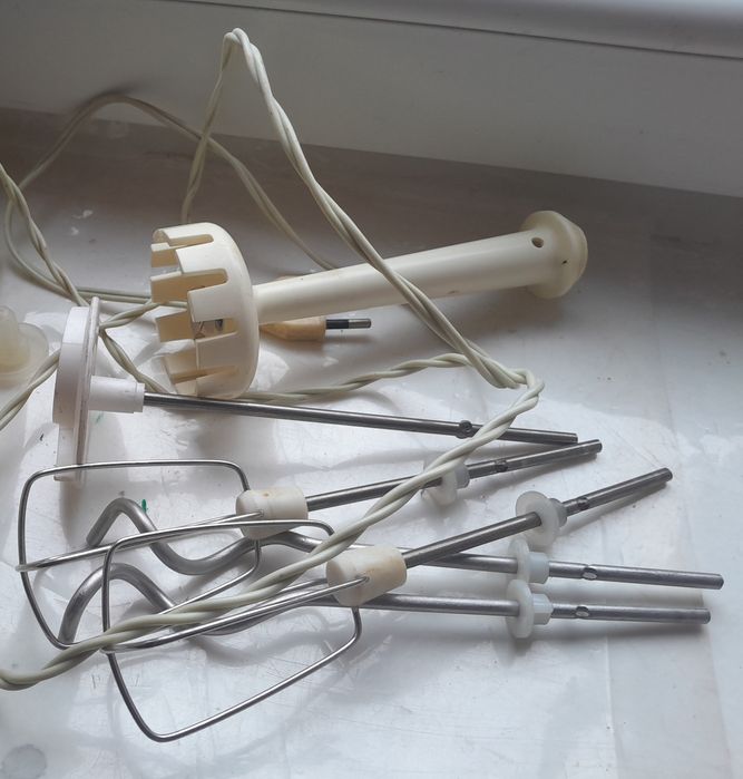 Міксер Рось в робочому стані