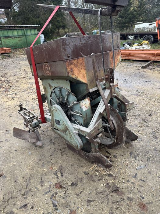 Sadzarka do ziemnaków czeska